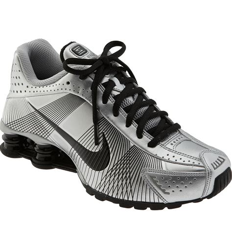 Nike shox sneaker